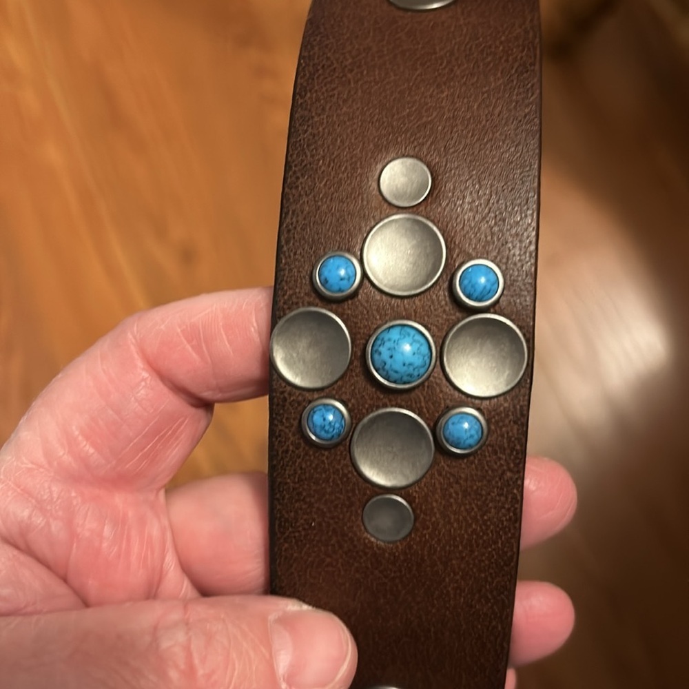 Belt - Picture 2 of 4